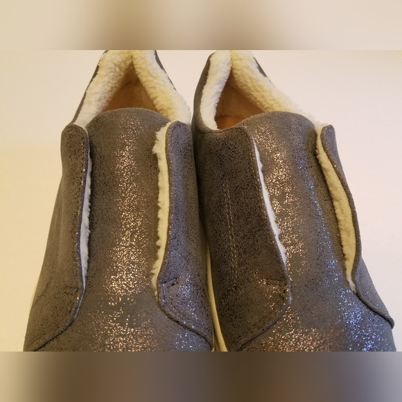 J/SLIDES Nada Sneakers Metallic Pewter Platform Shearling Low Top Slip on Womens - Picture 12 of 16